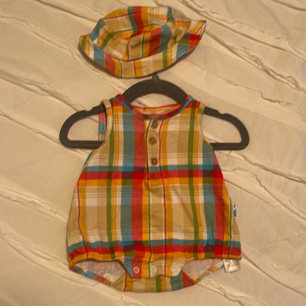 Baby boy romper and hat